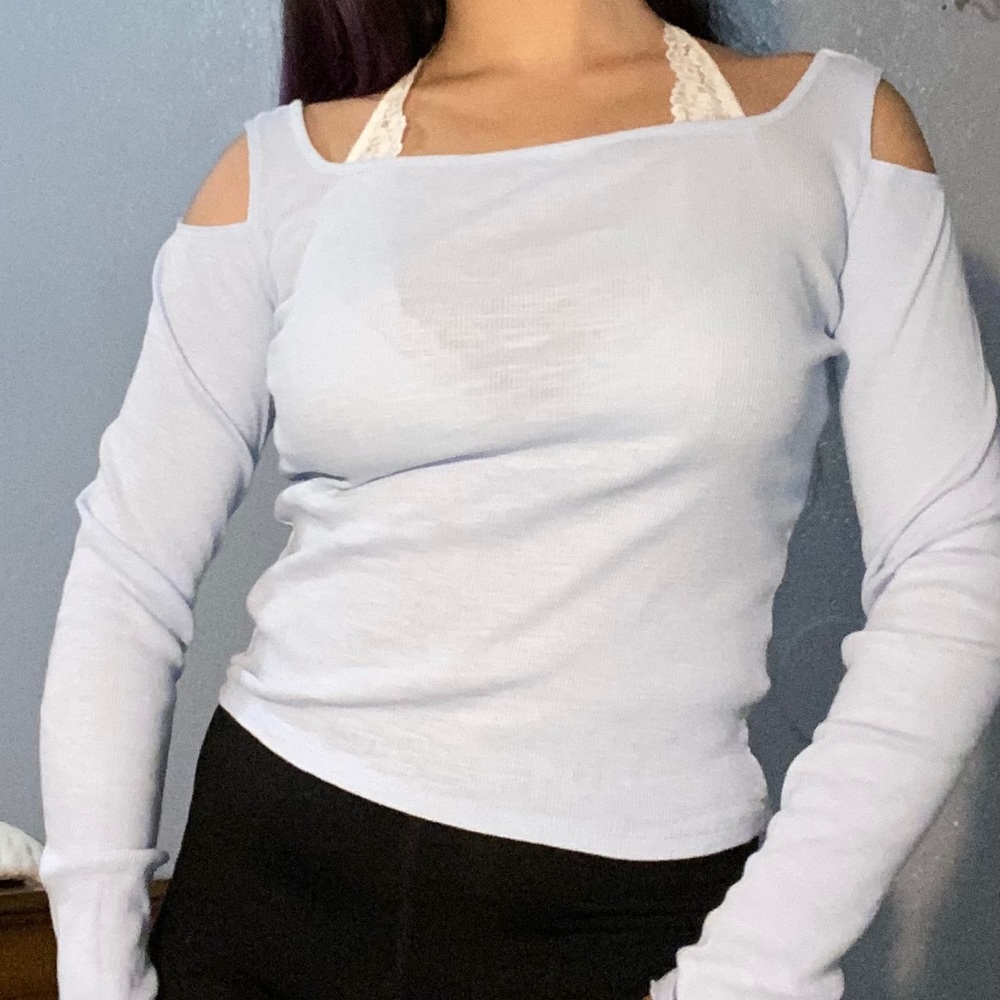 Baby blue shoulder cut out long sleeve